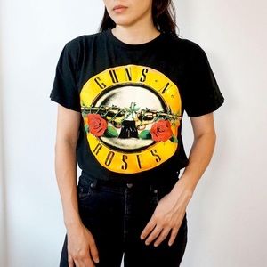 Unisex Guns N’ Roses Band T-shirt- Black Size S
